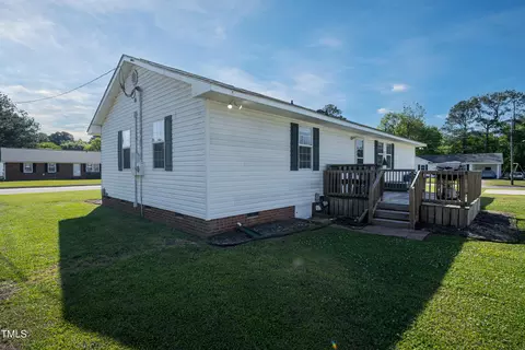 101 Pine St, Dunn, NC 28334 photo 22