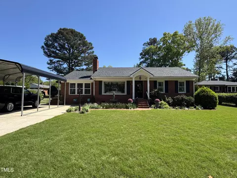 901 Vandora Ave, Garner, NC 27529