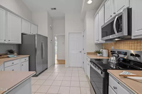 Kitchen - 107 Weslyn Trace Dr, Durham, NC 27703 photo 2 of 3