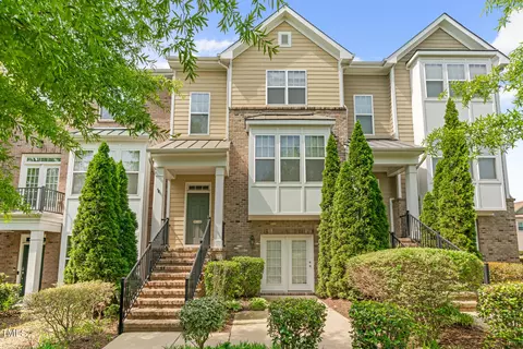 9105 Falkwood Rd, Raleigh, NC 27617