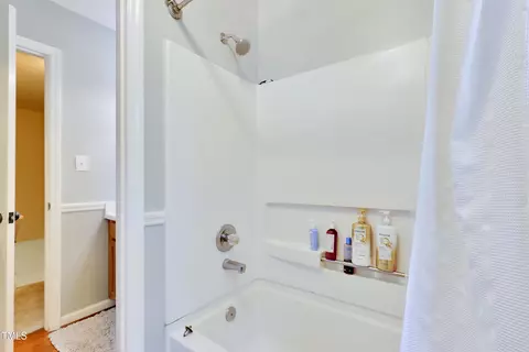 Bath - 4711 Buttonbush Dr, Durham, NC 27712 photo 3 of 5