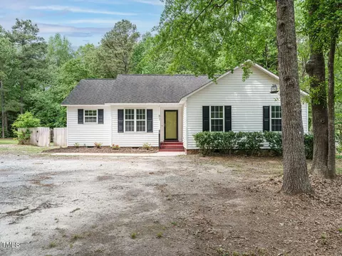81 Sallie Dr, Smithfield, NC 27577