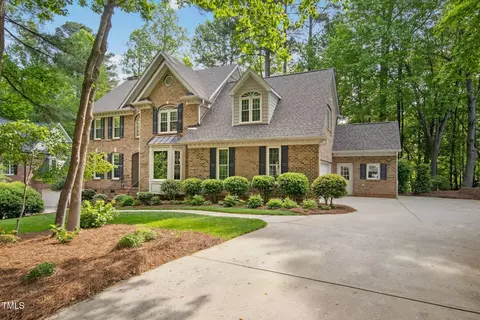308 Hassellwood Dr, Cary, NC 27518