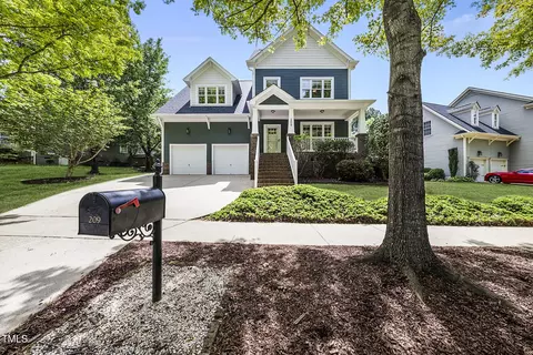 209 Brookberry Rd, Holly Springs, NC 27540