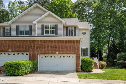 5610 Picnic Rock Ln, Raleigh, NC 27613