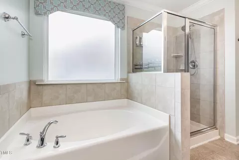 Bath - 2437 Everstone Rd, Wake Forest, NC 27587 photo 2 of 3