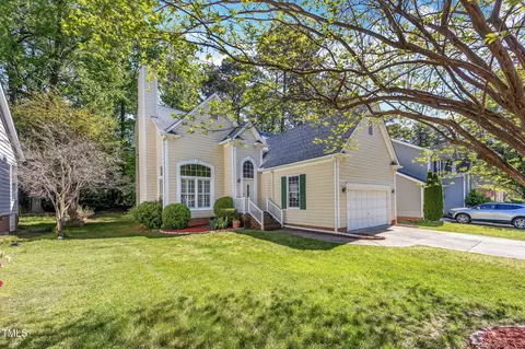 8629 Swarthmore Dr, Raleigh, NC 27615