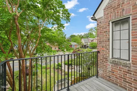 Exterior - 1024 W Markham Ave, Durham, NC 27701 photo 5 of 18
