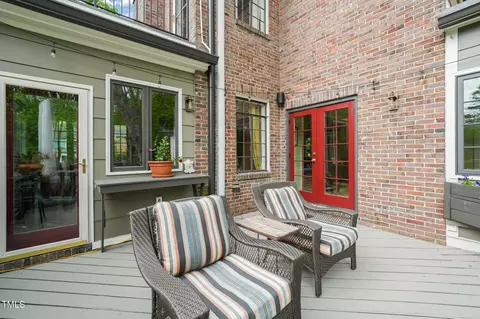 Exterior - 1024 W Markham Ave, Durham, NC 27701 photo 3 of 18