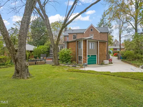 Exterior - 1024 W Markham Ave, Durham, NC 27701 photo 11 of 18