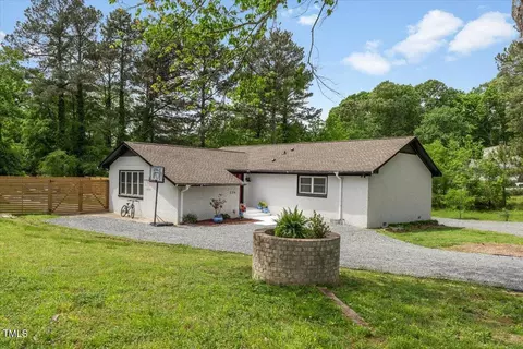 226 Smith Dr, Durham, NC 27712 photo 5