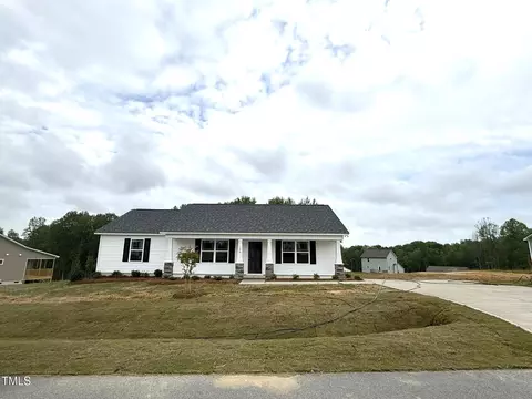 146 Starry Sky Dr, Benson, NC 27504