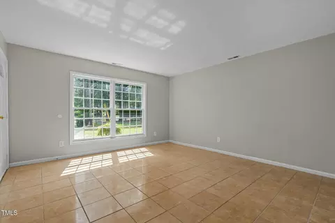 Living - 108 Deepwood Cir, Garner, NC 27529 photo 1 of 3