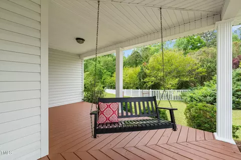 Exterior - 140 Crystal Pl, Benson, NC 27504 photo 4 of 13