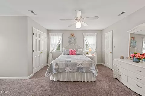 Bedroom - 140 Crystal Pl, Benson, NC 27504 photo 6 of 10