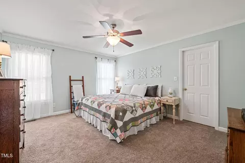 Bedroom - 140 Crystal Pl, Benson, NC 27504 photo 4 of 10