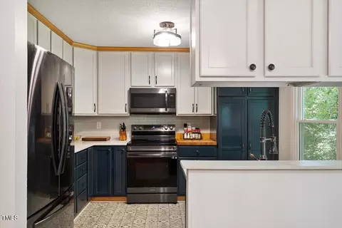 Kitchen - 104 Argyle Ct, Garner, NC 27529 photo 1 of 4