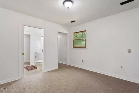 Bedroom - 104 Argyle Ct, Garner, NC 27529 photo 6 of 7