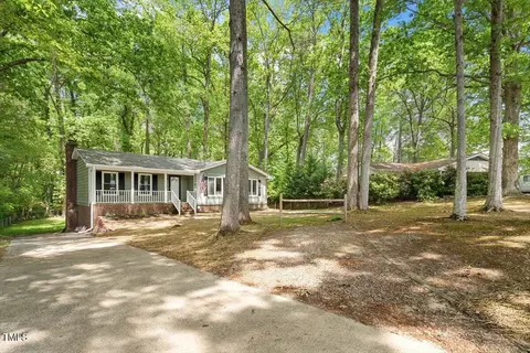 Exterior - 104 Argyle Ct, Garner, NC 27529 photo 2 of 5
