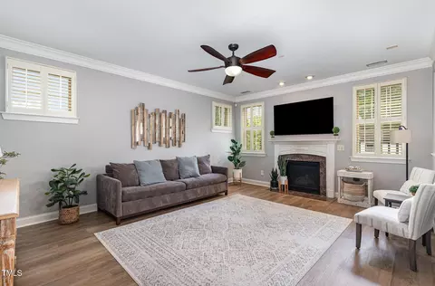 1209 Shasta Daisy Dr, Wake Forest, NC 27587