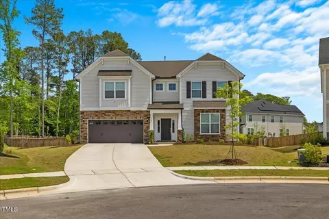 1005 Whispering Creek Ct, Knightdale, NC 27545