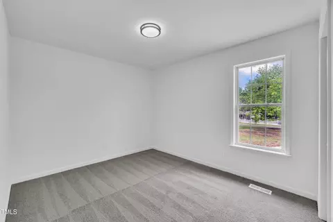 Bedroom - 112 Edmondson Dr, Willow Spring, NC 27592 photo 3 of 6