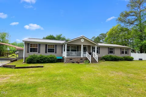 781 Byrds Pond Rd, Erwin, NC 28339
