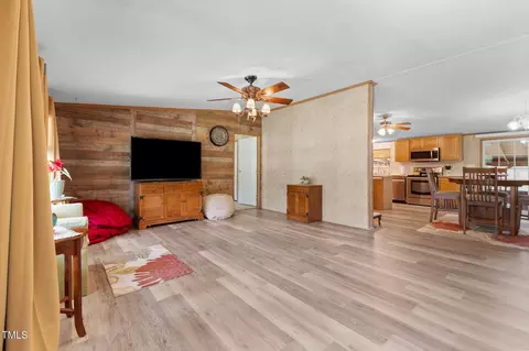 781 Byrds Pond Rd, Erwin, NC 28339 photo 9