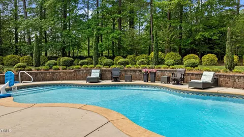 Exterior - 14013 Wallberman Dr, Wake Forest, NC 27587 photo 4 of 12