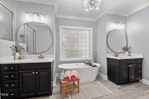 Bath - 14013 Wallberman Dr, Wake Forest, NC 27587 photo 1 of 5