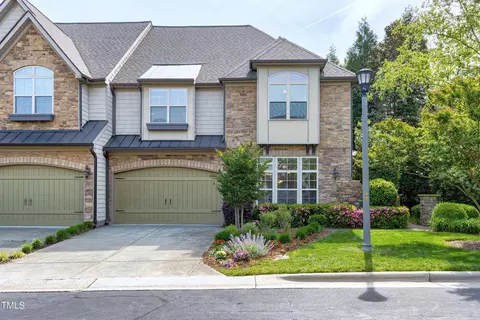 419 Travertine Dr, Cary, NC 27519