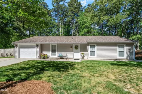1800 Tarbert Dr, Cary, NC 27511