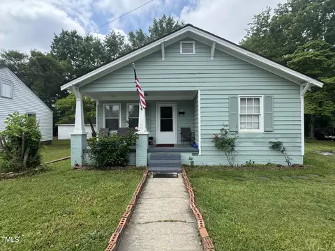 514 E Lee St, Smithfield, NC 27577