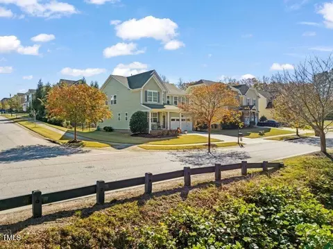 901 Lemongrass Ln, Wake Forest, NC 27587