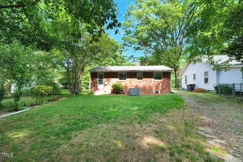 Exterior - 2709 Farthing St, Durham, NC 27704 photo 5 of 7