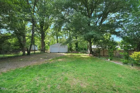 Exterior - 2709 Farthing St, Durham, NC 27704 photo 4 of 7