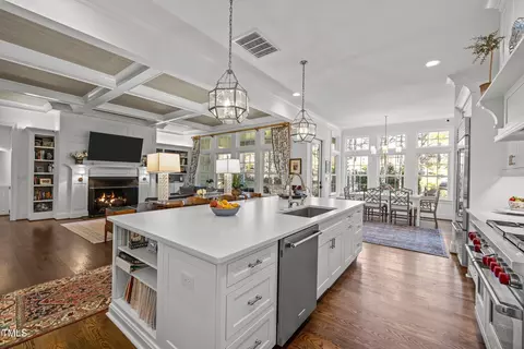 2908 Stubble Field Dr, Raleigh, NC 27613