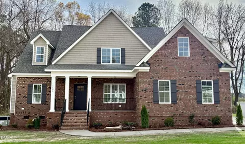 1589 S Old Carriage Rd, Rocky Mount, NC 27804