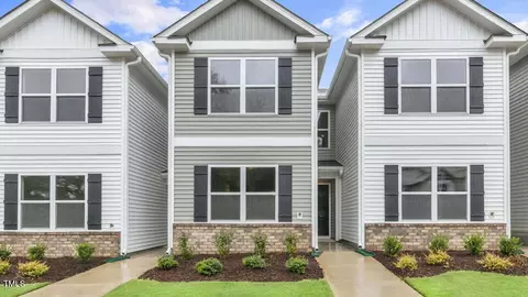180 Holmes Corner Dr, Wilsons Mills, NC 27520