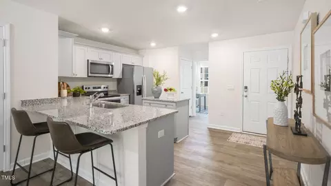 172 Holmes Corner Dr, Smithfield, NC 27577 photo 5