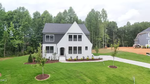 45 Addison Pond Ct, Zebulon, NC 27597