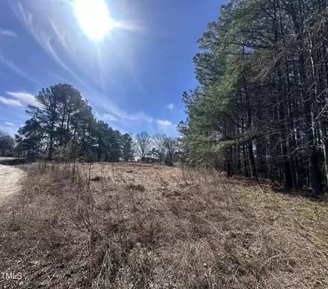 2700 Stevie Dr, Wendell, NC 27591