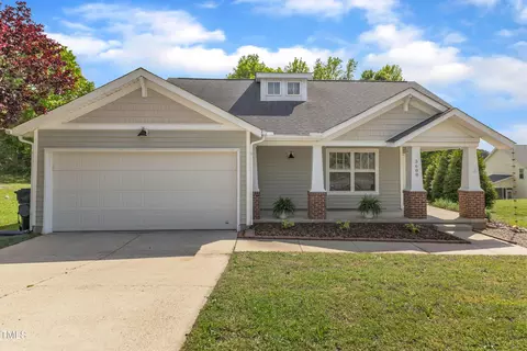 3608 Deering Dr, Raleigh, NC 27616