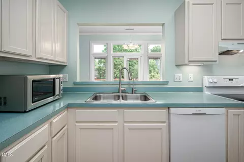 Kitchen - 1508 W Markham Ave, Durham, NC 27705 photo 2 of 2