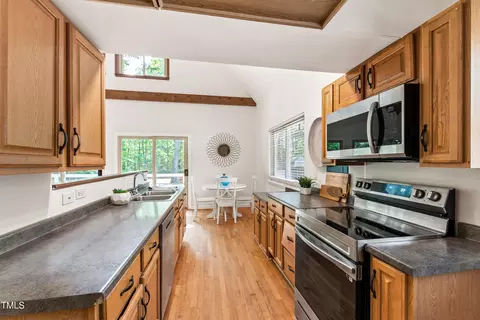 Kitchen - 1915 Redding Ln, Durham, NC 27712 photo 4 of 5