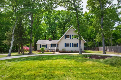1915 Redding Ln, Durham, NC 27712