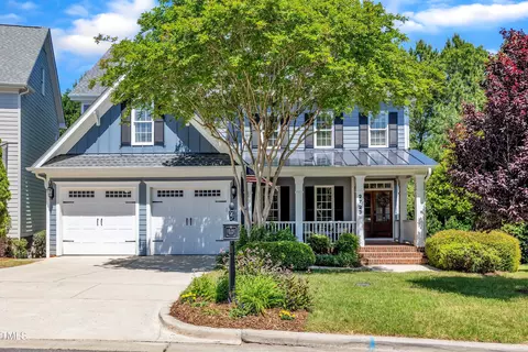 2723 Cameron Pond Dr, Cary, NC 27519