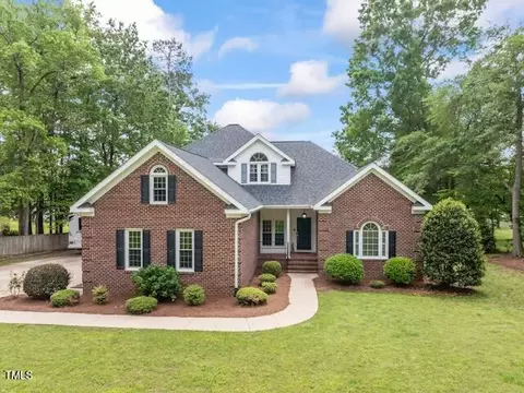 4612 River Farm Rd, Rocky Mount, NC 27803