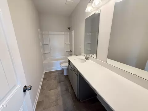 Bath - 202 E Victory View Ter, Smithfield, NC 27577 photo 1 of 1