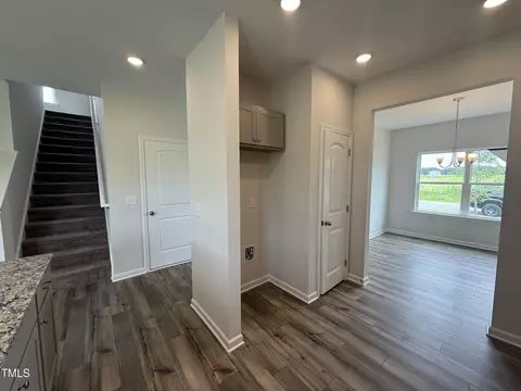Entry Way - 202 E Victory View Ter, Smithfield, NC 27577 photo 3 of 5
